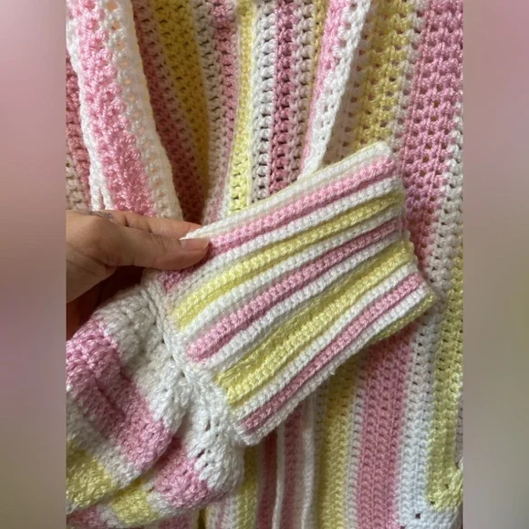 HandKnit Cottagecore Sweater - Picture 3 of 10